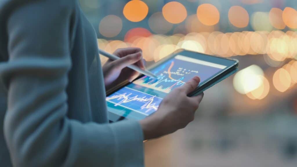 Former Hedge Fund Manager Urges Broad Index Funds