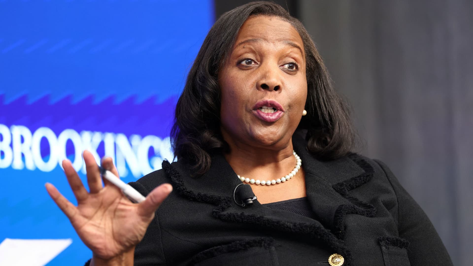 Trump Forms Committee on Lisa Cook Removal