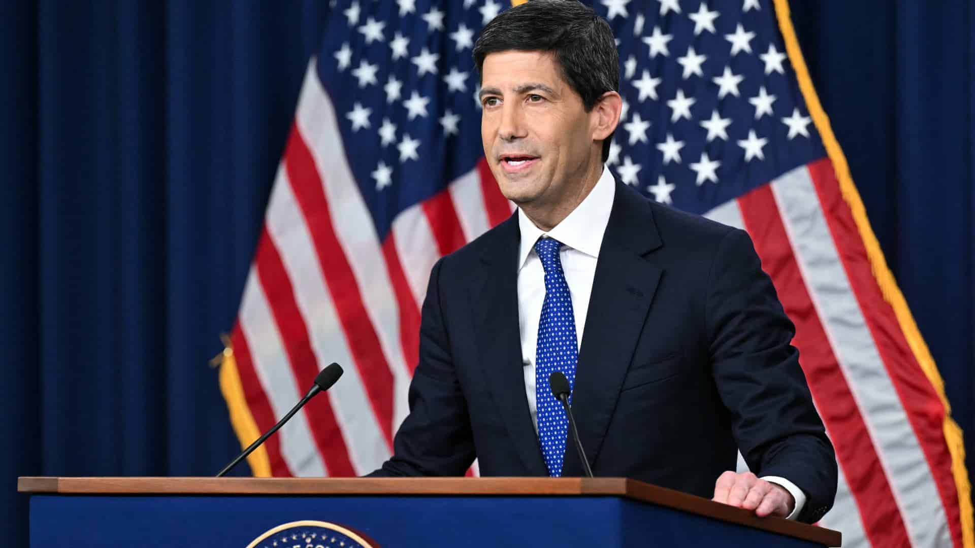 Fed Expected to Hold Rates as Warsh Faces Inflation Questions
