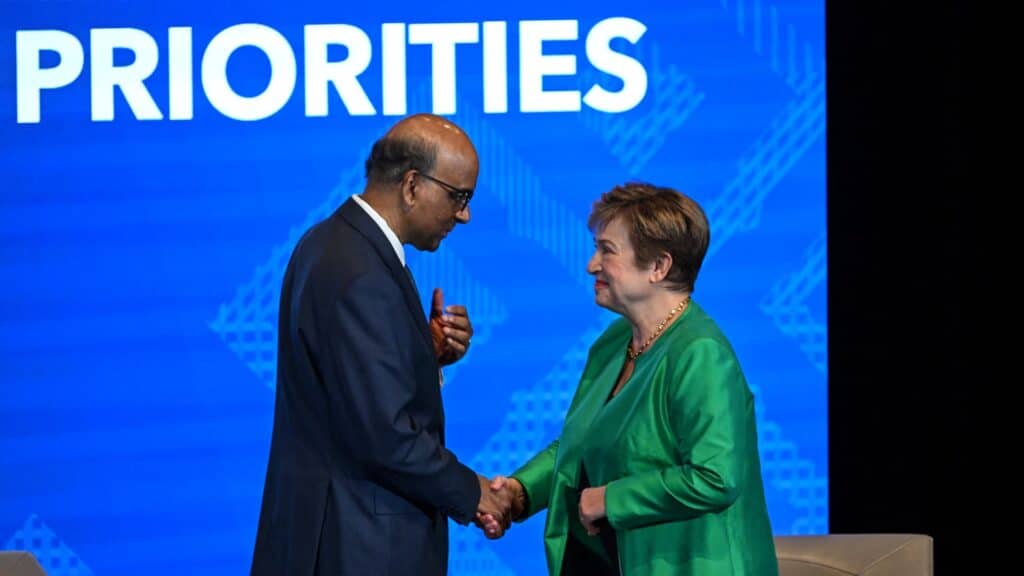 IMF Warns AI Threatens Young Job Seekers