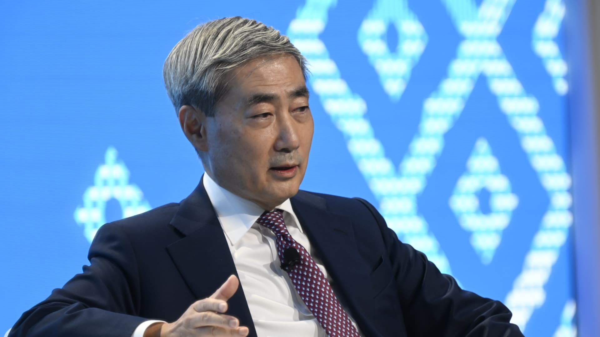Bank of Korea Holds Rate at 3%