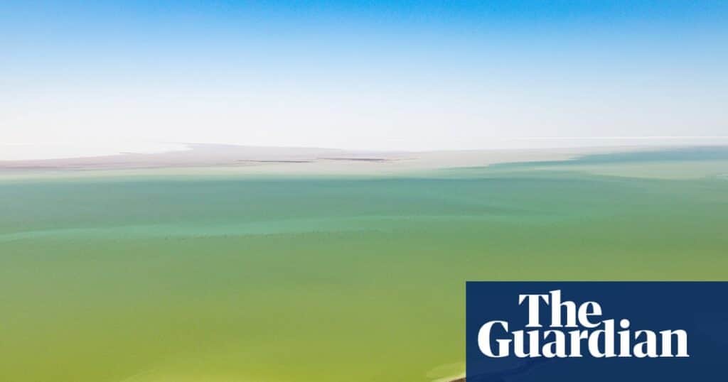 Kati Thanda-Lake Eyre Transformed by Rare Floodwaters