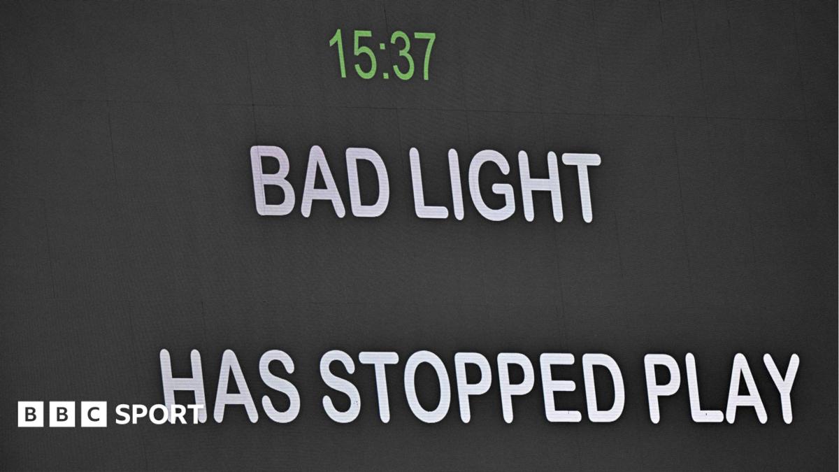 Bad Light Cuts Short Durban Test Despite ICC Rule Change