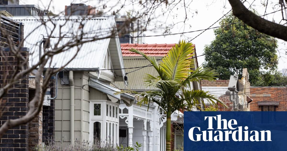 Australian Capital House Prices Fall Together