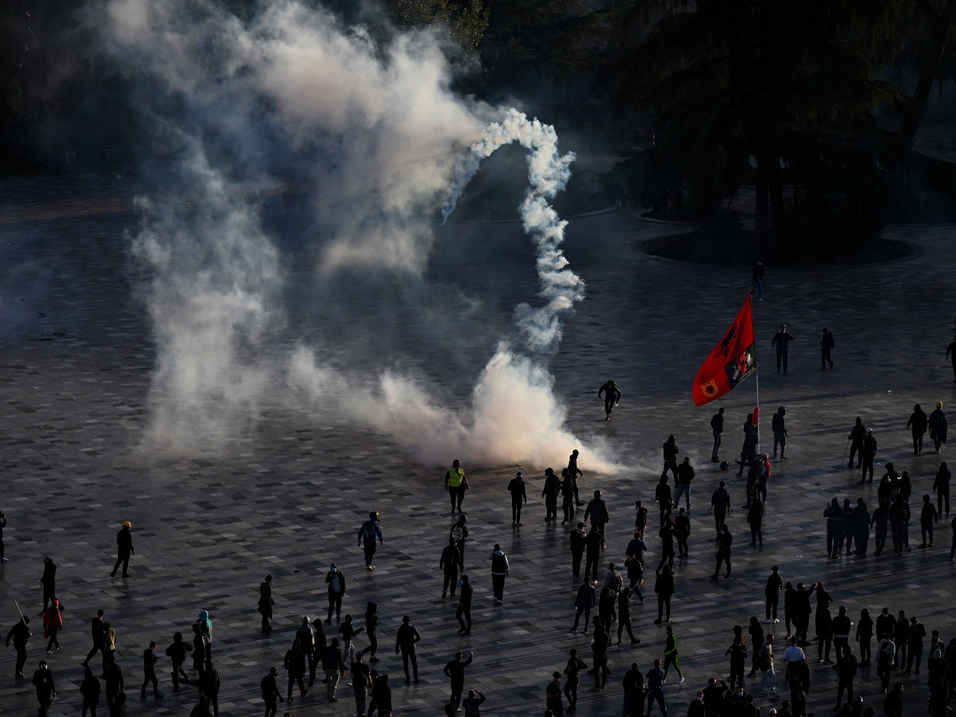 Tirana Rally Ends in Clashes With Police