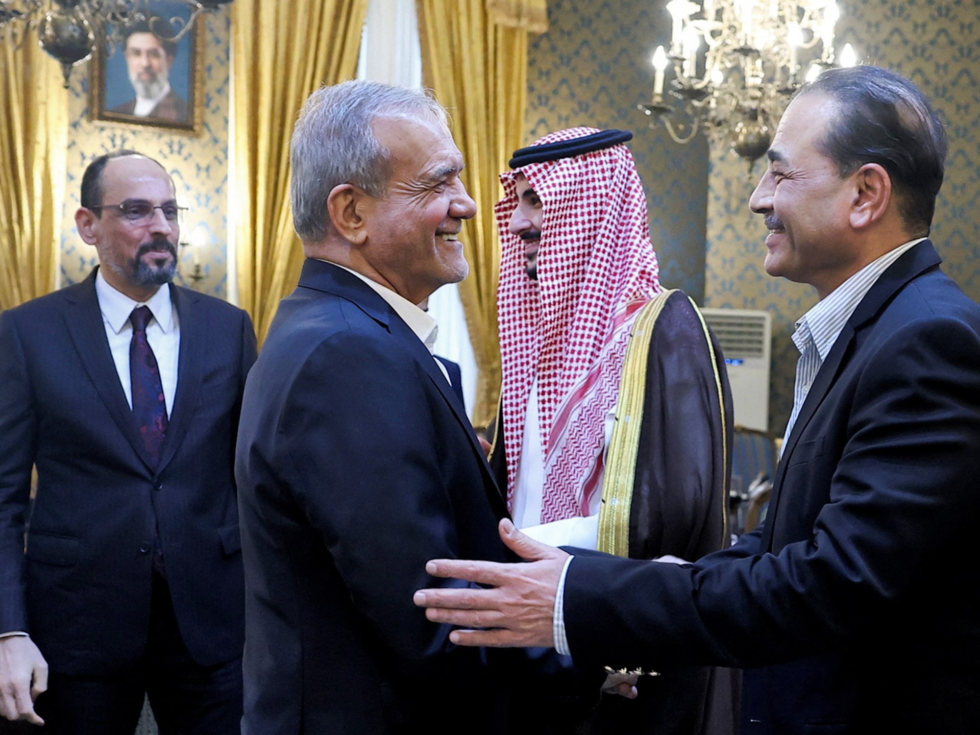 Pakistan Army Sees Hope in US-Iran Mediation