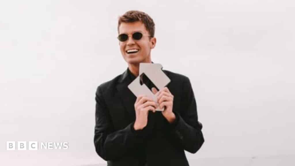 Jamie Miller Tops UK Singles Chart With Babydoll