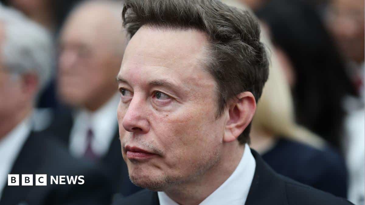 Musk Says SpaceX Restricted Ukraine Starlink Service