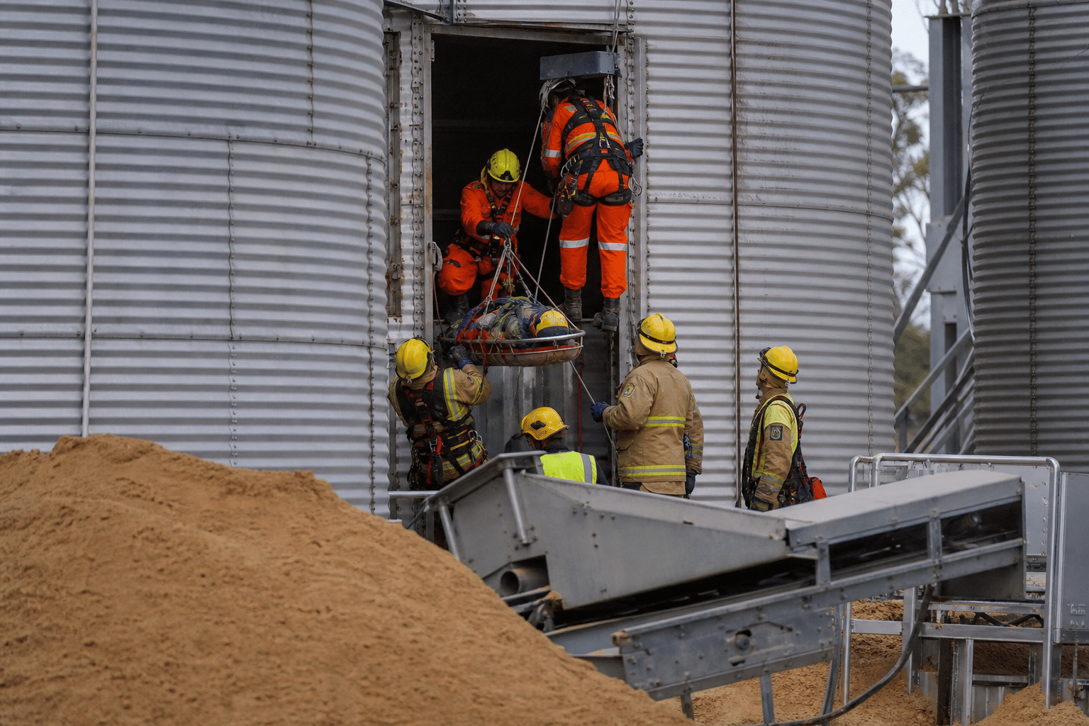 Rescue underway after person trapped in Dunolly grain silo