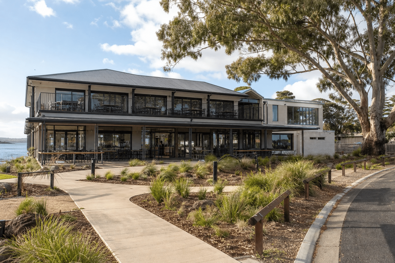 Kangaroo Bay Hotel Plan Wins Approval