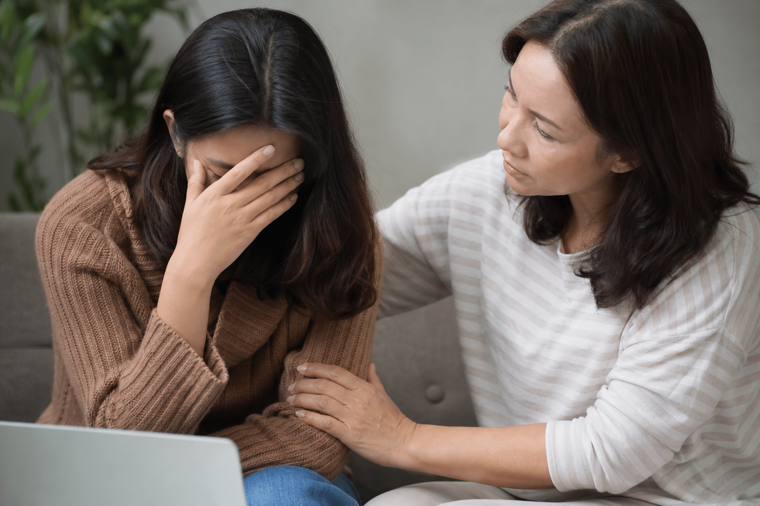 AFP Chief Urges Human Support for Online Abuse Victims