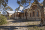 HQ Kingswood carries Truran family memories to Birdwood