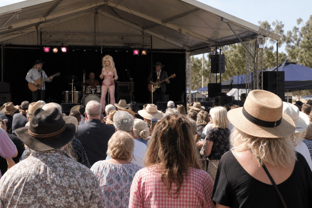 Narromine Celebrates Dolly Parton at Record Festival