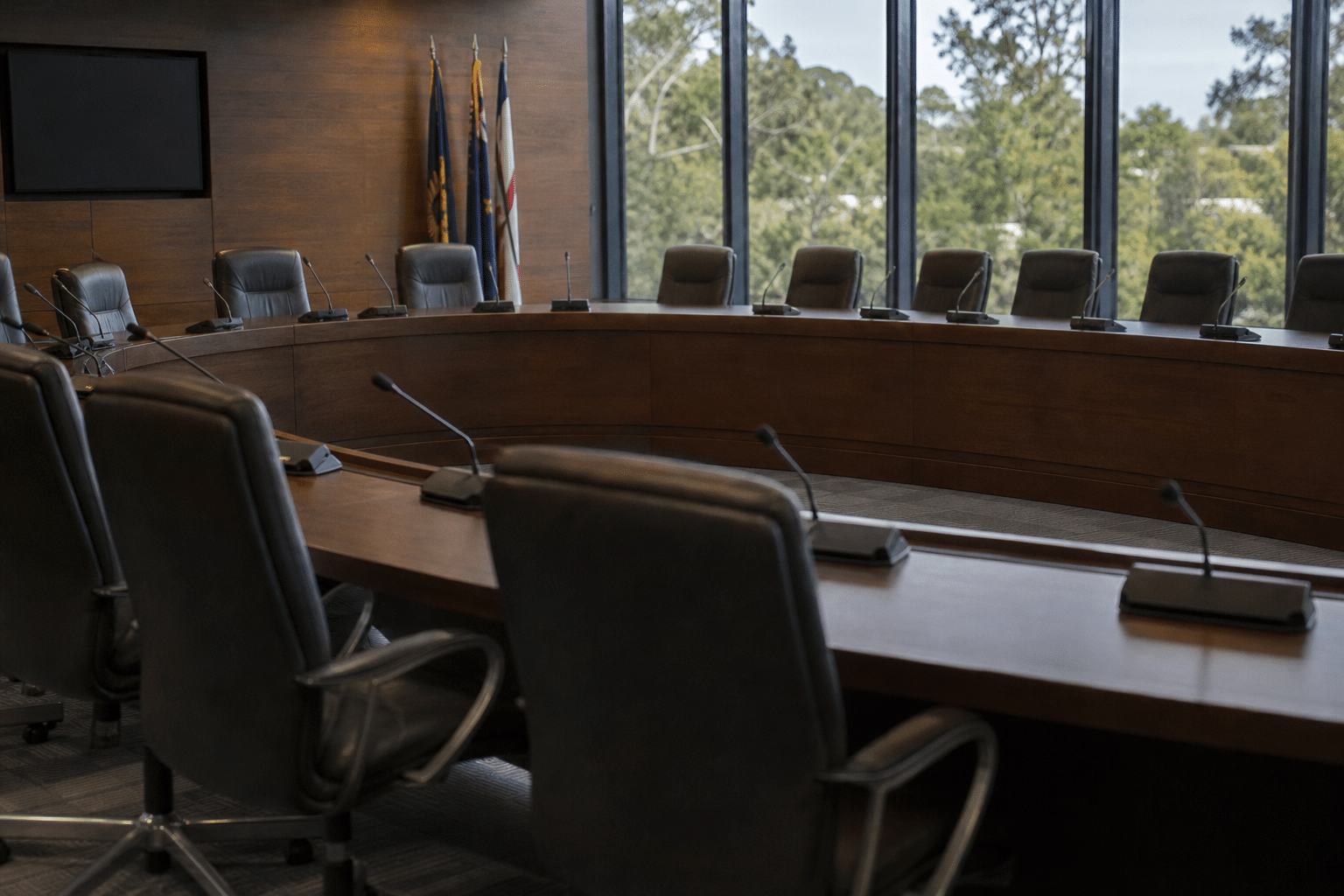 Hunter’s Hill councillor quits, citing “toxic chamber”